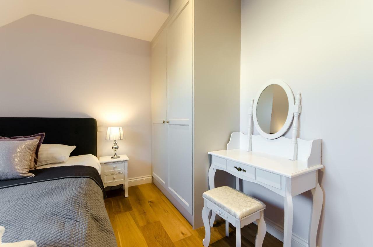 크라쿠프 Kazimierz Penthouse With Private Terrace 아파트 외부 사진