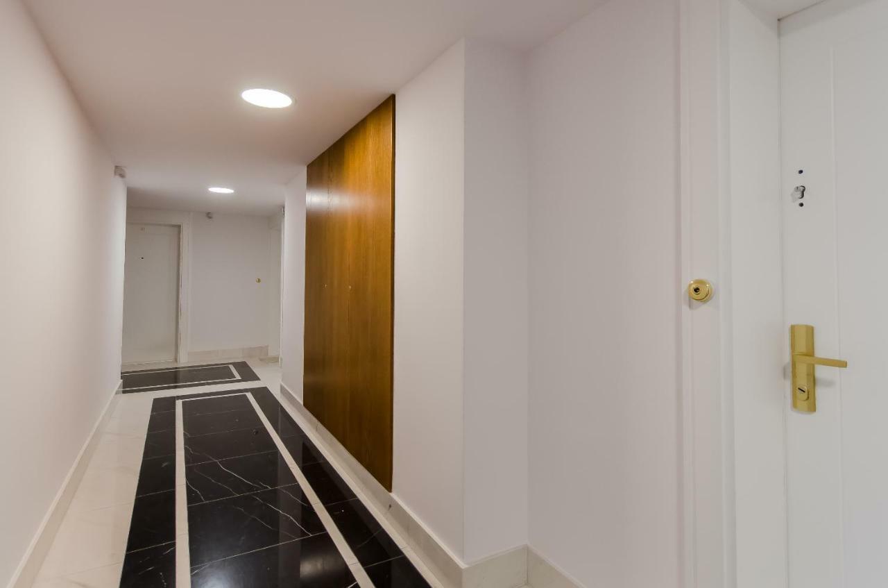 크라쿠프 Kazimierz Penthouse With Private Terrace 아파트 외부 사진